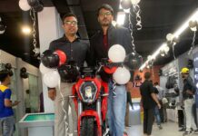 A3 ACE brings a new age mobility solution by introducing electric bikes of Revolt Motors in Surat A3 ACE brings a new age mobility solution by introducing electric bikes of Revolt Motors in Surat