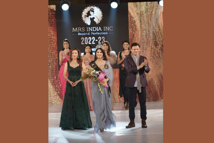 Capt Chahat Dalal wins Mrs. India 2022 Pageant Title of Runner up