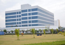 Unfold the unknown career route with SRMUH’s TownHall sessions | SRM University Sonepat