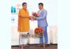 Entrepreneur Sachin Bamgude receives ‘Pride Of Maharashtra’ Award by the hands of Nitin Gadkari