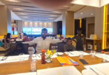 Underprivileged kids got a chance to have lunch in 5 star Oberoi Hotel with Yash Mane Underprivileged kids got a chance to have lunch in 5 star Oberoi Hotel with Yash Mane