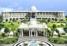 Noida International University launched specialized management & non-management courses across all the groups