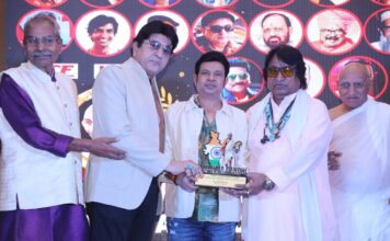 Bollywood Actor Shantanu Bhamare bagged ‘King Of Romance’ Award!