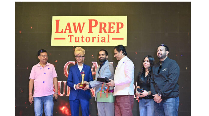 230 CLAT 2026 and AILET 2026 Toppers Felicitated by Law Prep Tutorial Delhi NCR at – Fateh 2026