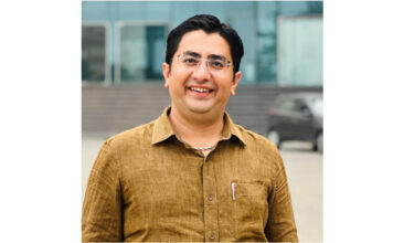 Untangling Life, One Verse at a Time: Dr. Ashutosh Sharma’s “Uljhe Se Dhaage” Brings Science and Sensitivity Together