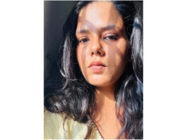 The Artist of Reflection: Liesel Felicity’s Exploration of Heart and Humanity